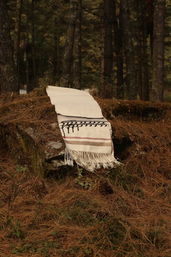 Thrung Thrung Scarf (Bio-Acoustic)