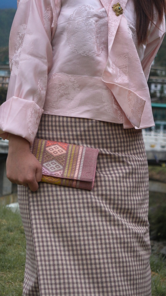 Folding Purse with motif